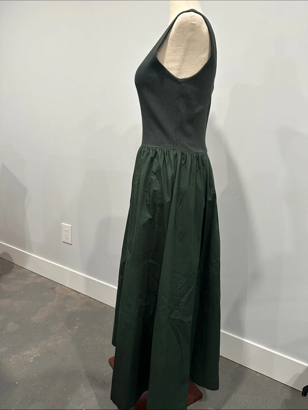 Sleeveless Maxi Dress in Dark Green